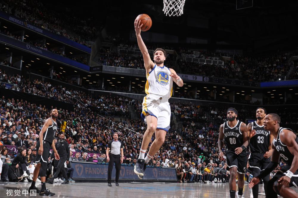 他在比赛初 他在比赛初