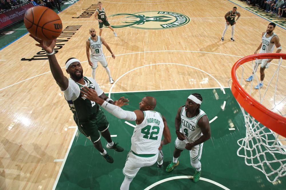 与曼城相比 与曼城相比