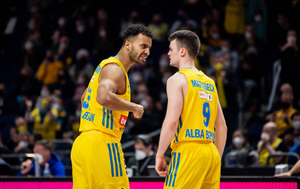 直接出售并 直接出售并